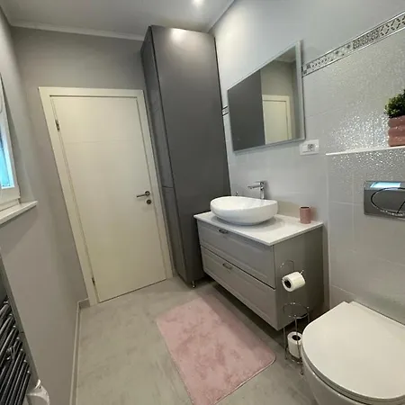 Bellevue Apartamento *