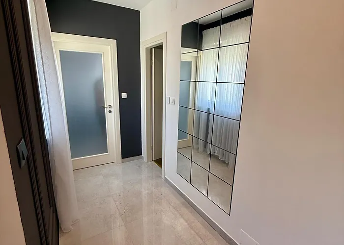 Bellevue Apartament *